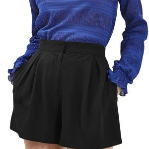 TOPSHOP Flippy pleated shorts